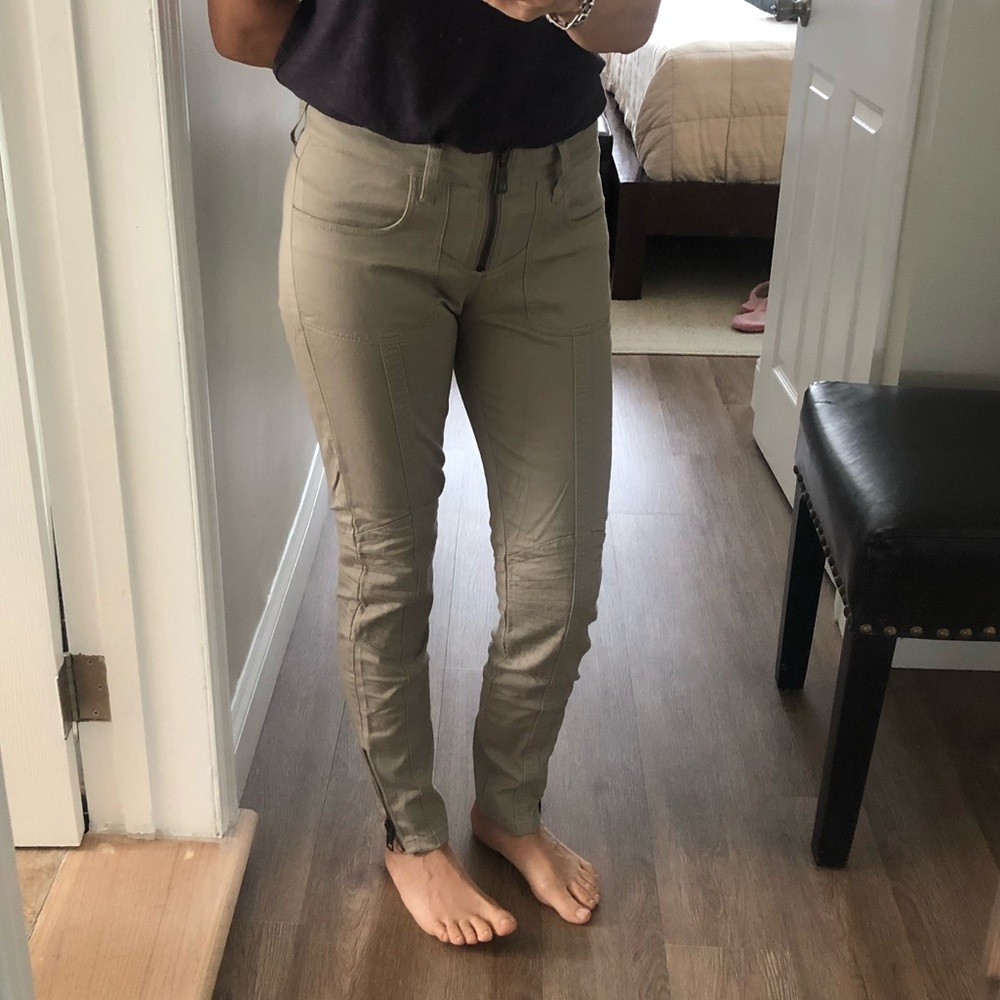 🔥BURBERRY BEIGE SKINNY LOW WAIST JEANS SIZE 26